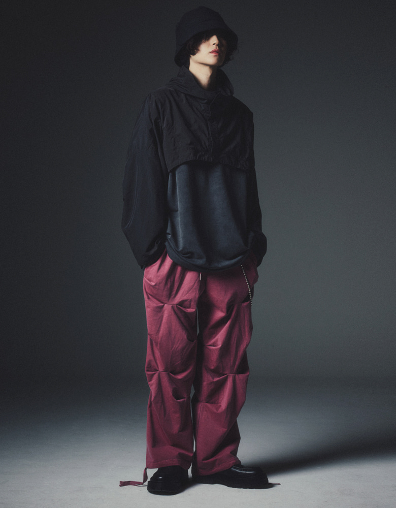 PIGMENT WASHED CREASE PANTS_BRICK RED